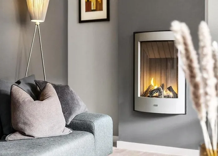 Modern In The Heart Of شقة